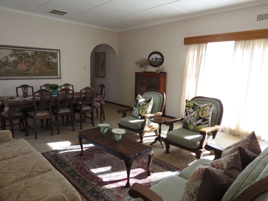 4 Bedroom Property for Sale in Kakamas Northern Cape
